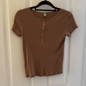 Uniqlo Brown Short Sleeve Button-Up Tee